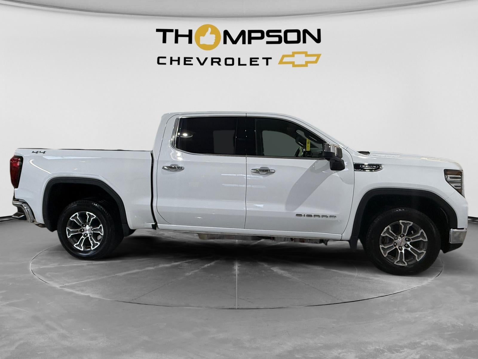 2025 GMC Sierra 1500 SLT