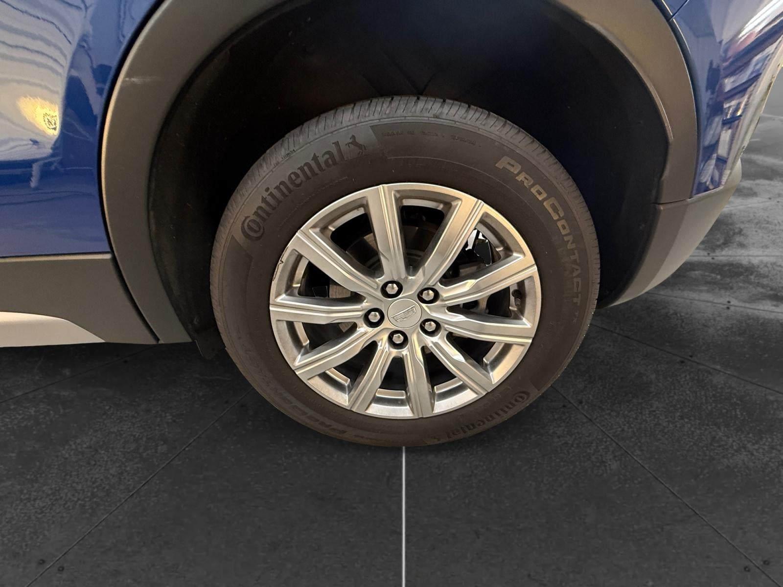 2023 Cadillac XT4 FWD Premium Luxury