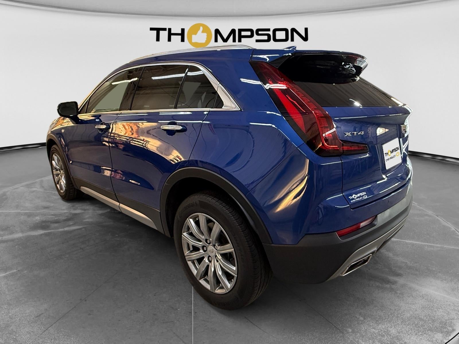 2023 Cadillac XT4 FWD Premium Luxury