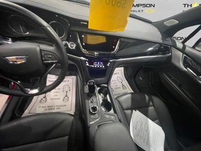 2025 Cadillac XT6 Premium Luxury