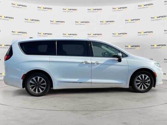 2023 Chrysler Pacifica Hybrid Limited